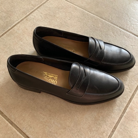 Salvatore Ferragamo Other - Salvatore Ferragamo Mens Penny Loafers